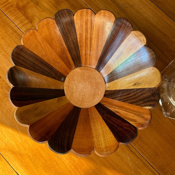 Other - Beautiful New With Tags Mahogany Decor or Serving Wood Bowl